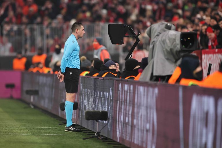 VAR